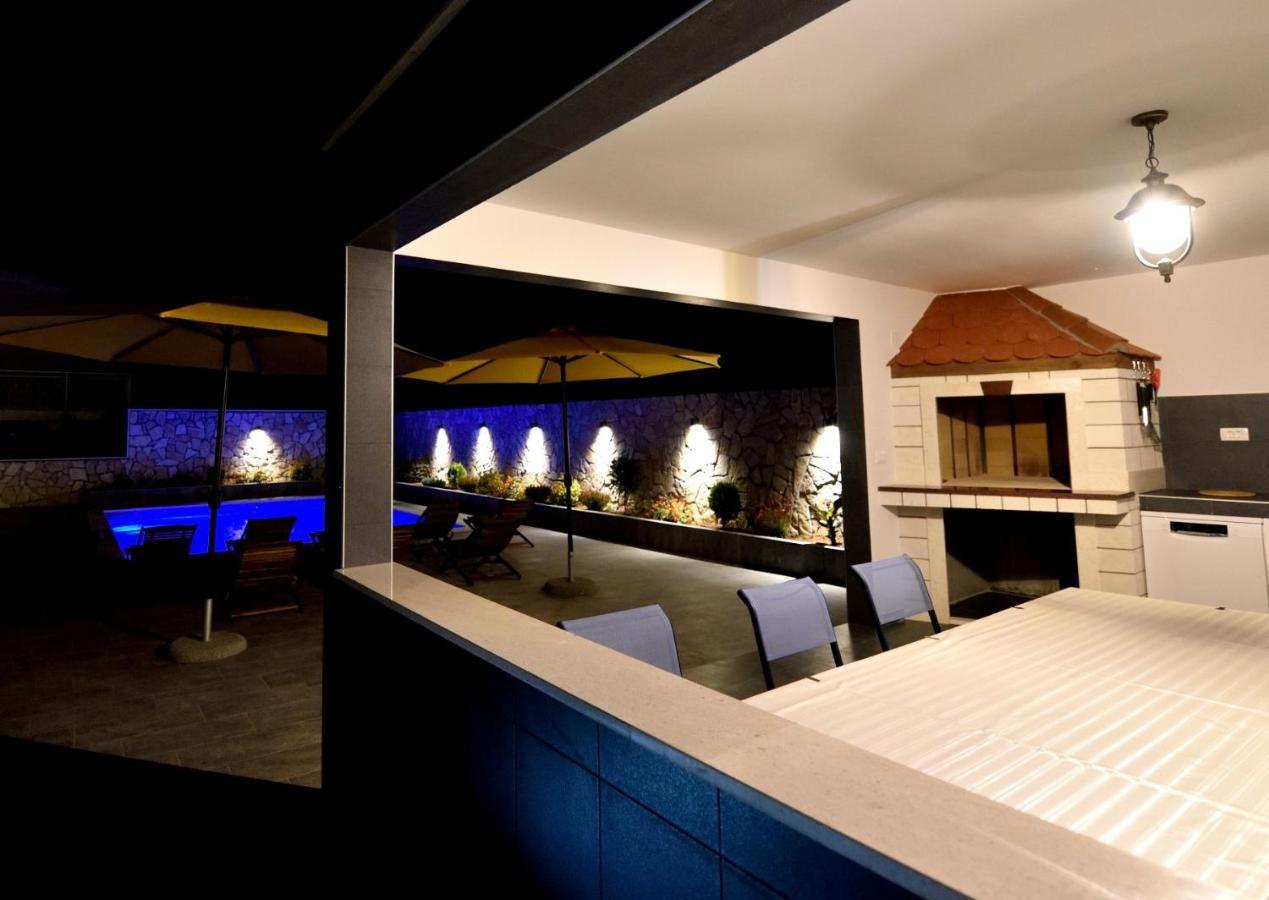 Apartments Care Donji Okrug  Εξωτερικό φωτογραφία