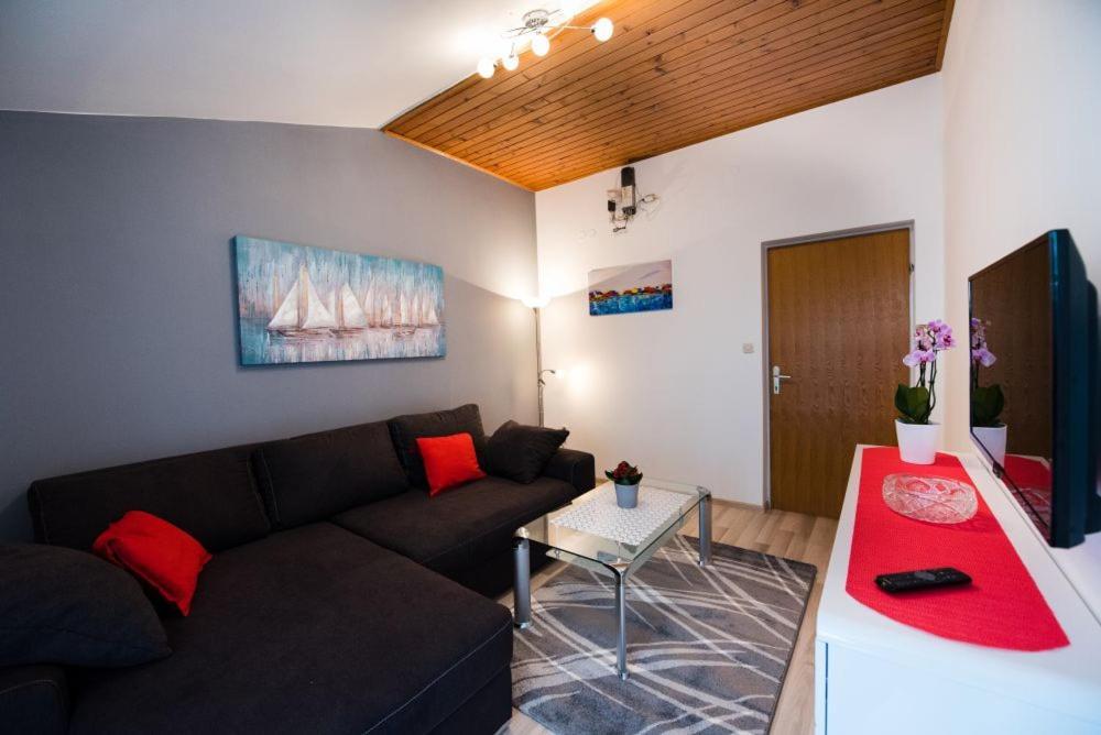 Apartments Care Donji Okrug  Εξωτερικό φωτογραφία