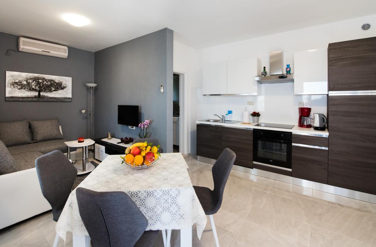 Apartments Care Donji Okrug  Εξωτερικό φωτογραφία