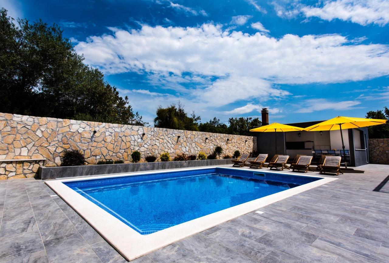 Apartments Care Donji Okrug  Δωμάτιο φωτογραφία